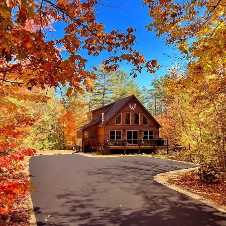 Ski Chalet 6 Min To Sunday River - Hot Tub, Home Theater, Game Room, Fire Pit - Sleeps 12